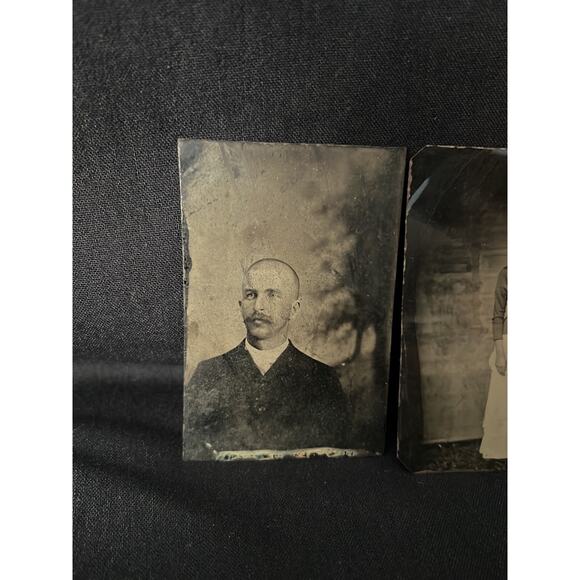 Set of two Antique Tin Type Photos Photographs - Picture 3 of 3